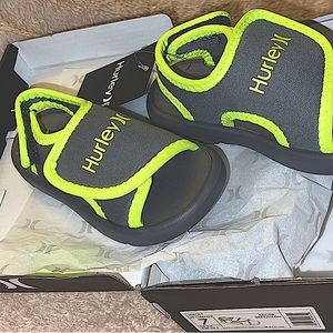 ‘Hurley’ sandals (7T US) water resistant *NEW*